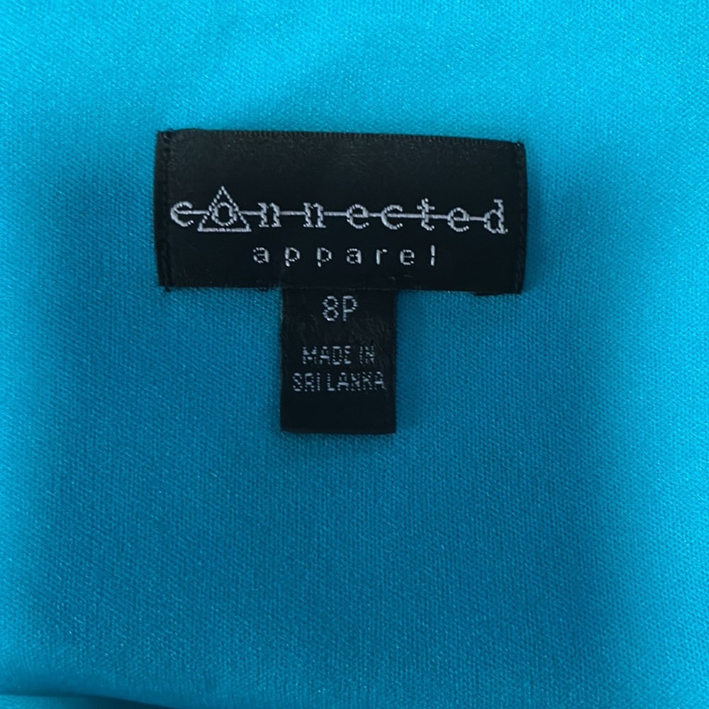 CONNECTED APPAREL. NWOT Absolutely gorgeous formal gown with lace top Size 8p - Picture 6 of 6